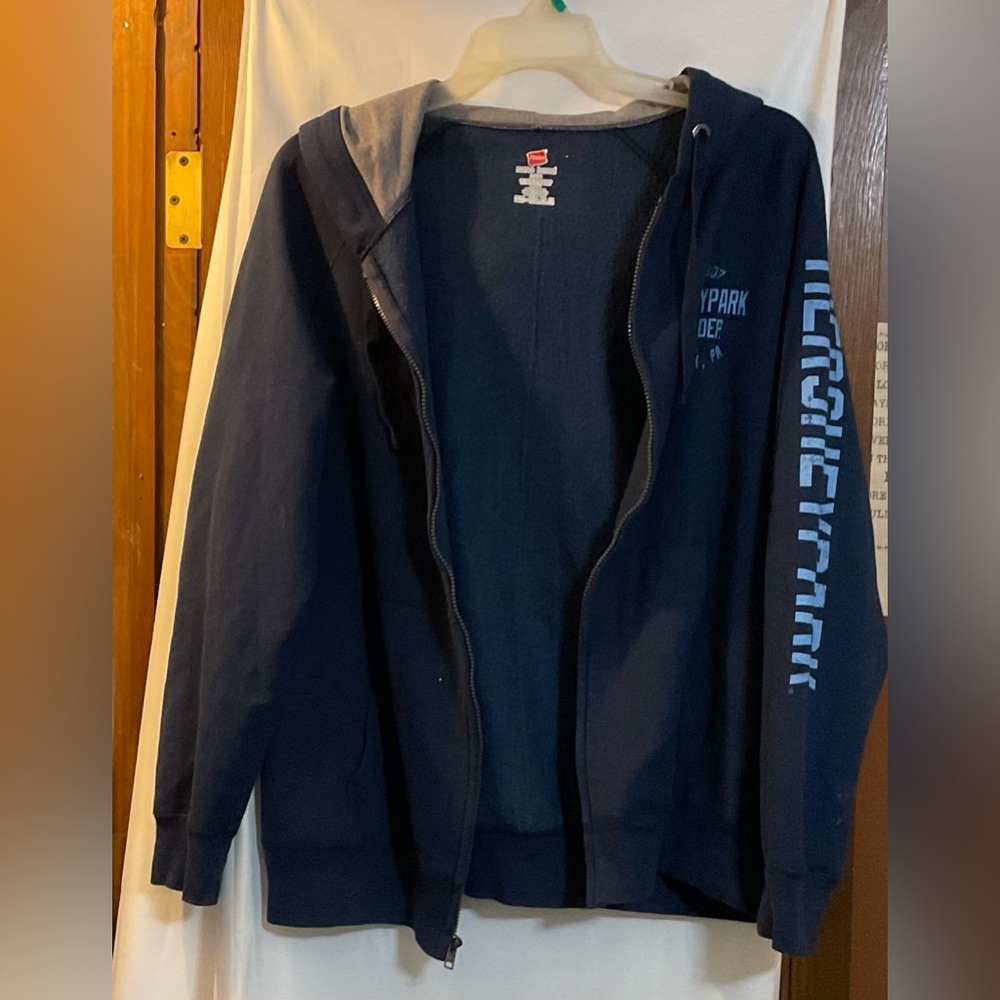 Hanes; unisex Hershey Park size large sweat jacket navy blue zipper front.